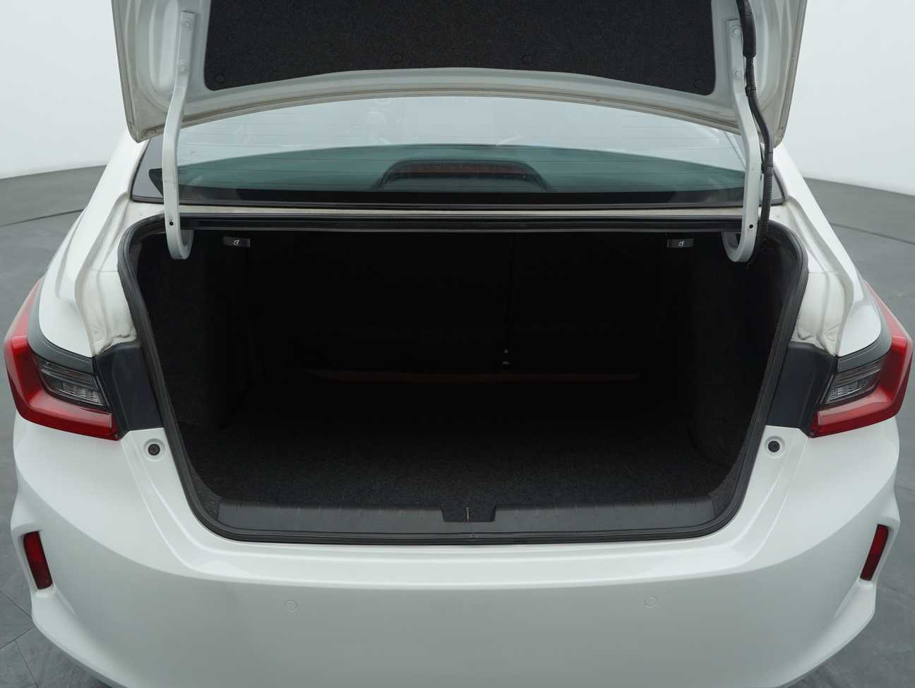 used 2021 Honda City V 1.5