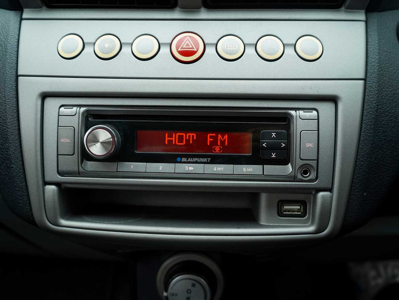 used 2014 Proton Persona SV 1.6