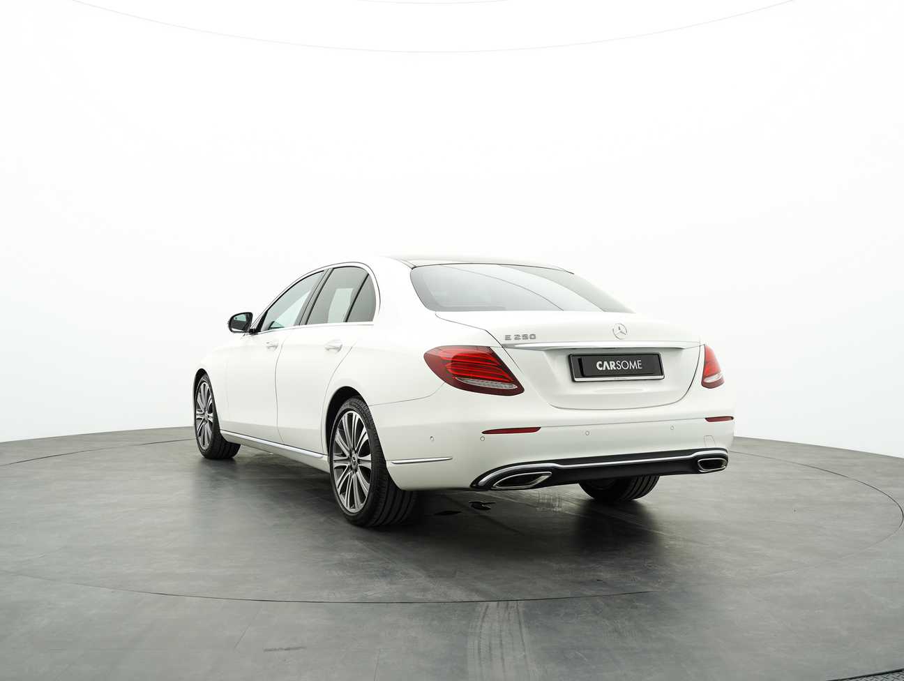 used 2016 Mercedes-Benz E250  2.0