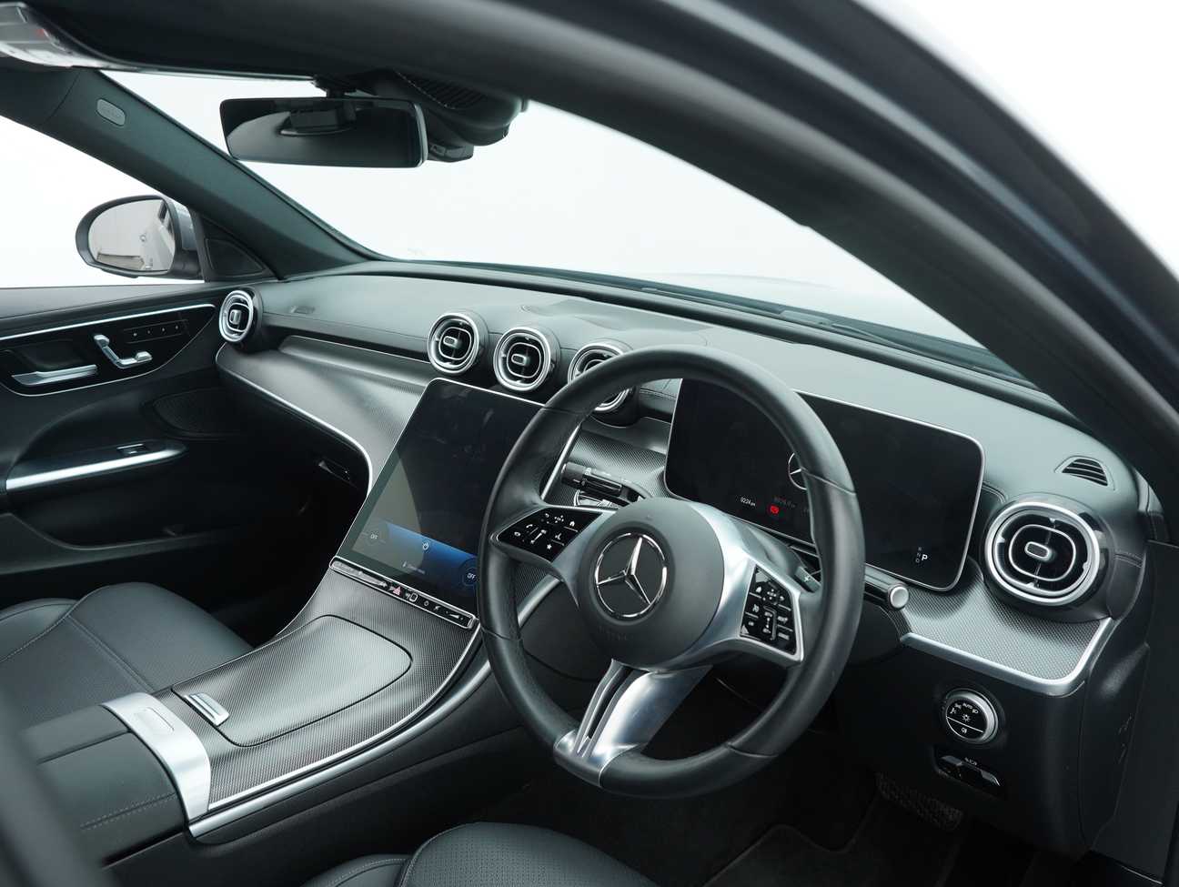 used 2023 Mercedes-Benz C200 Avantgarde 1.5