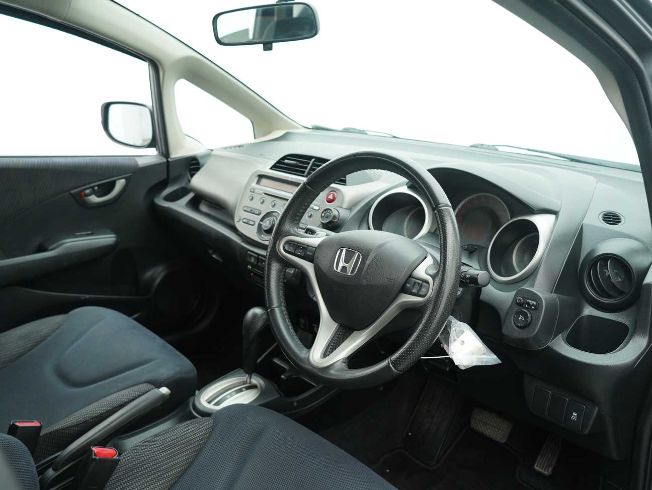 used 2011 Honda Jazz V 1.5
