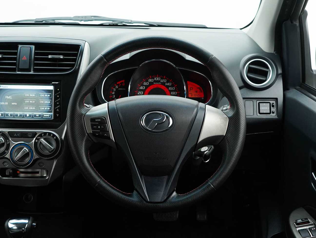 terpakai 2014 Perodua AXIA Advance 1.0