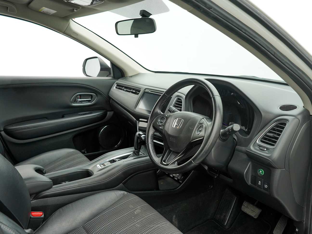 used 2016 Honda HR-V V 1.8