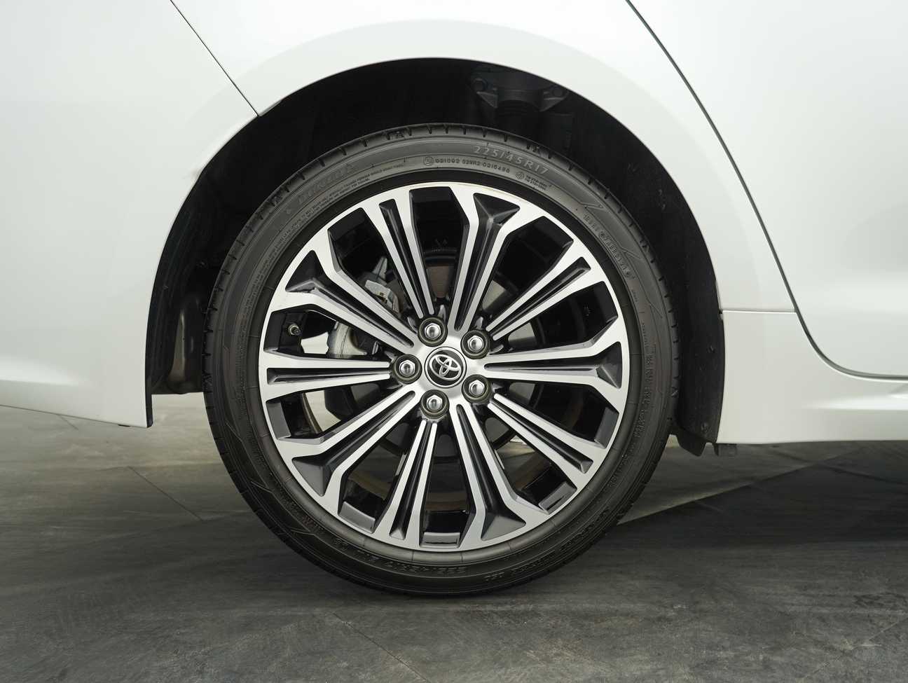 used 2021 Toyota Corolla Altis G 1.8