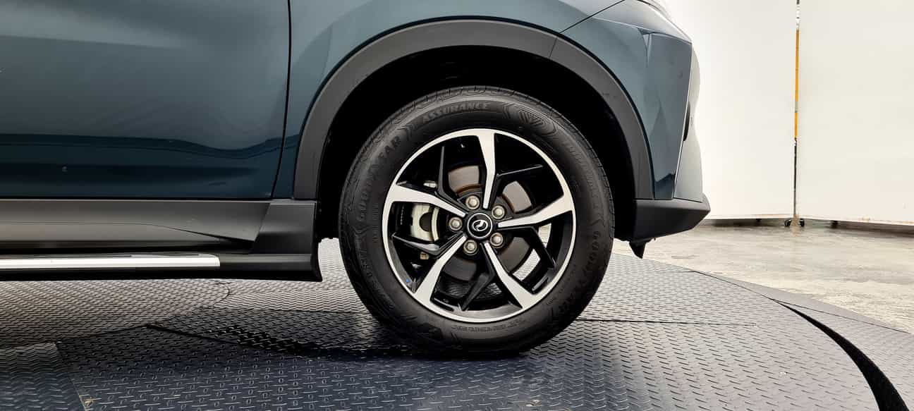 used 2019 Perodua ARUZ AV 1.5