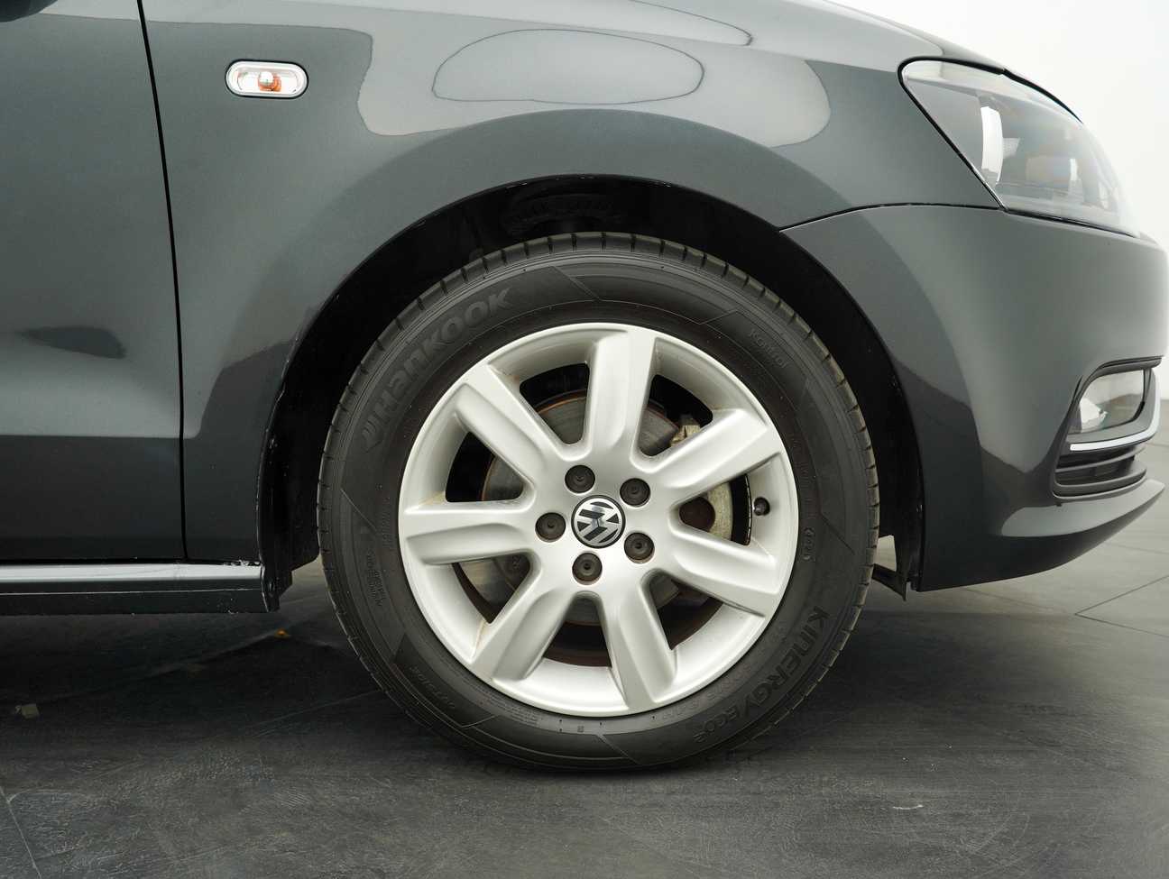 terpakai 2015 Volkswagen Polo  1.6