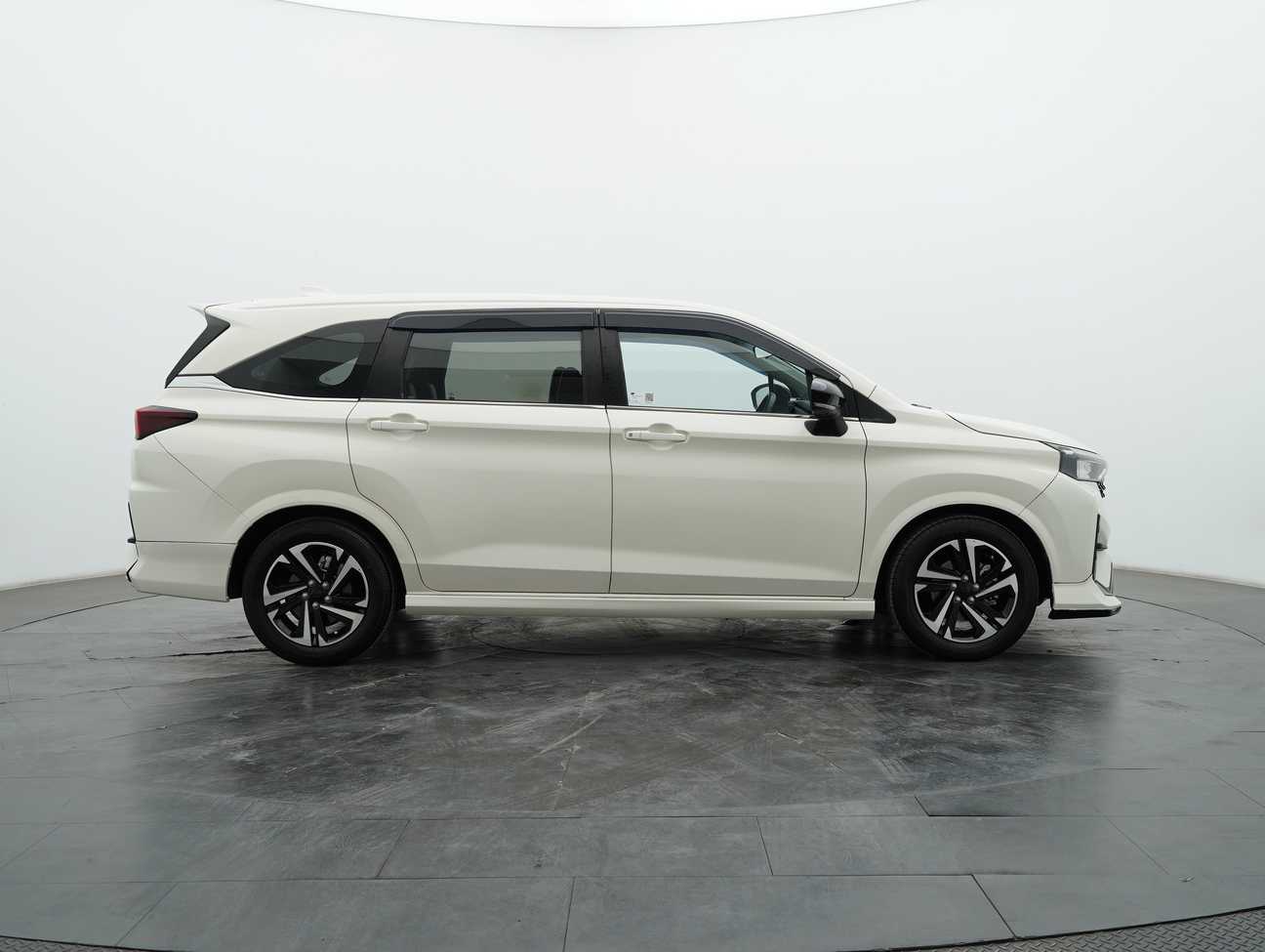 terpakai 2024 Perodua Alza AV 1.5