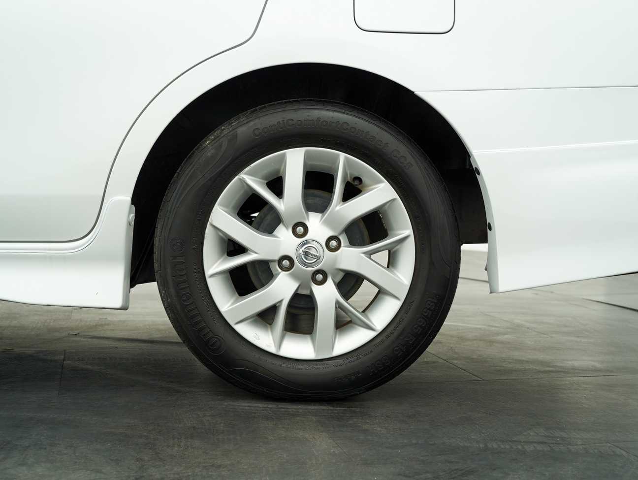 terpakai 2017 Nissan Almera E 1.5