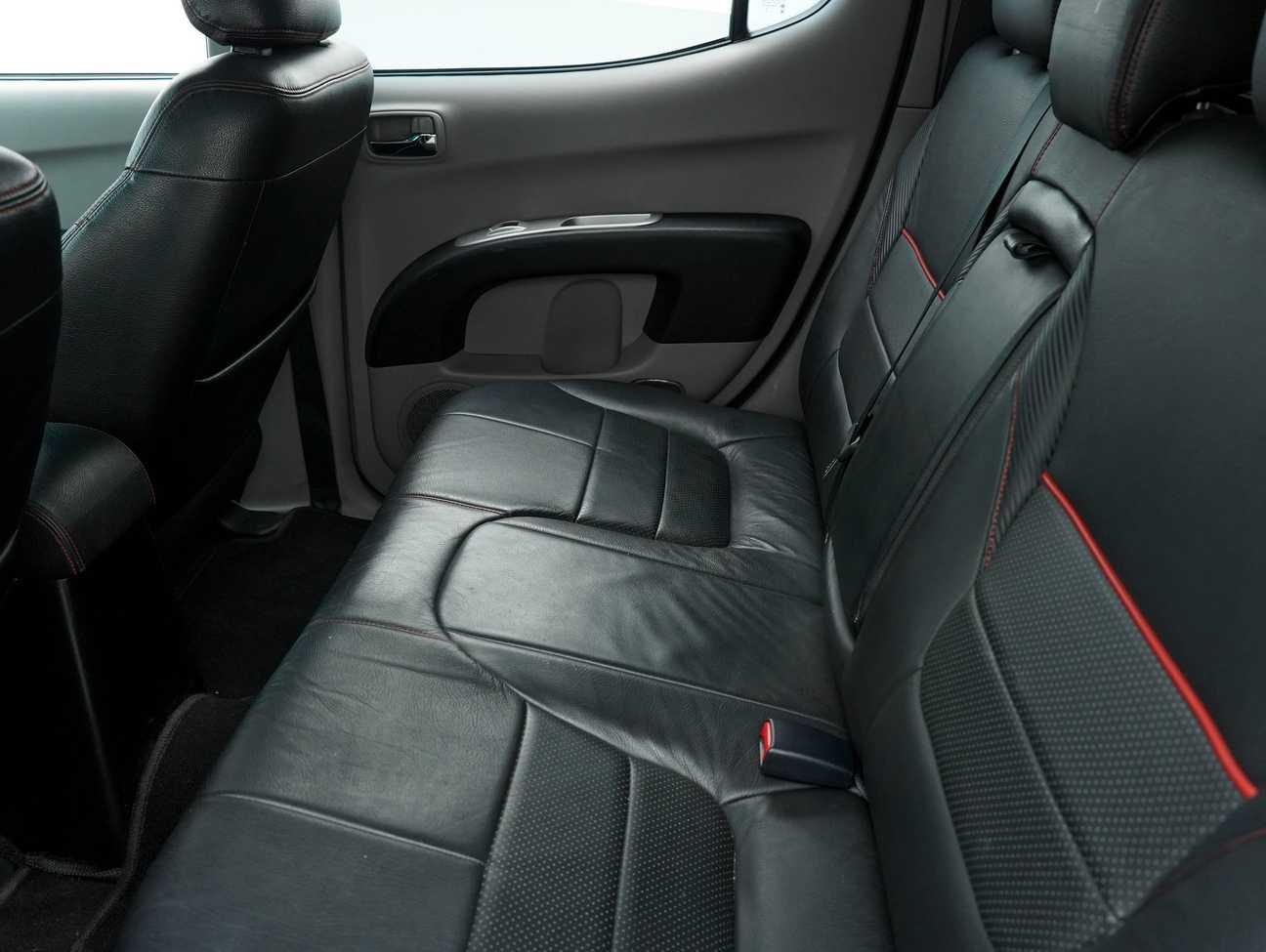 used 2014 Mitsubishi Triton VGT GS Dual Cab 4X4 2.5