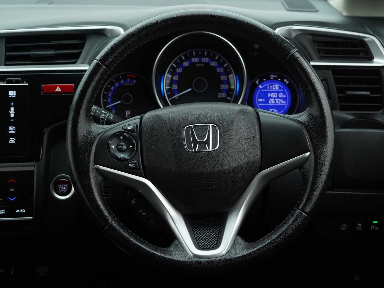 used 2014 Honda Jazz V 1.5