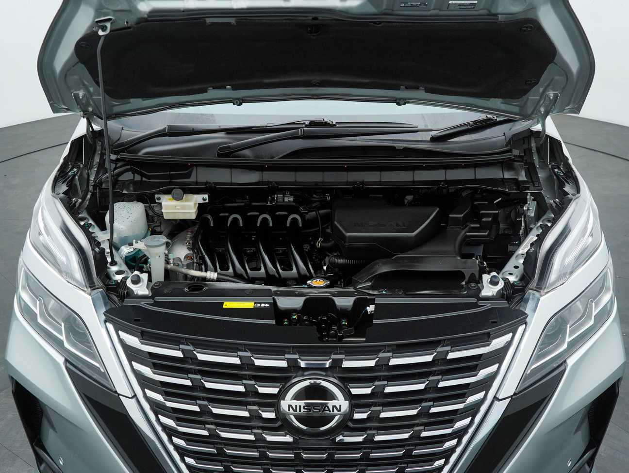 used 2022 Nissan Serena S-Hybrid High-Way Star 2.0