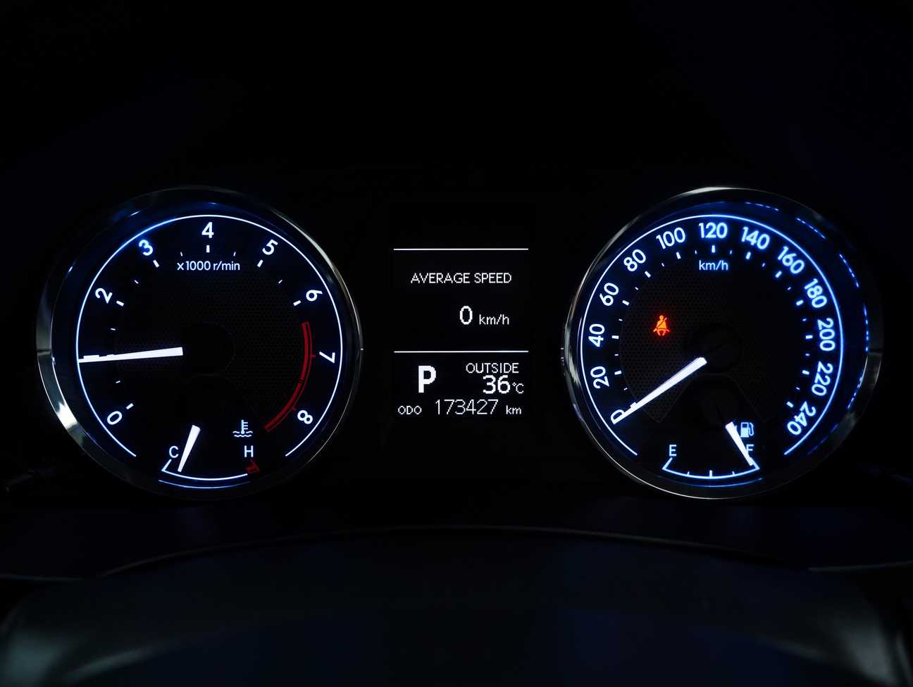 used 2014 Toyota Corolla Altis V 2.0