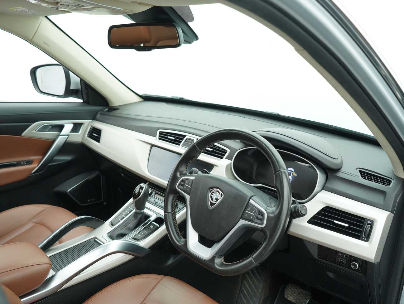 used 2019 Proton X70 Premium 1.8