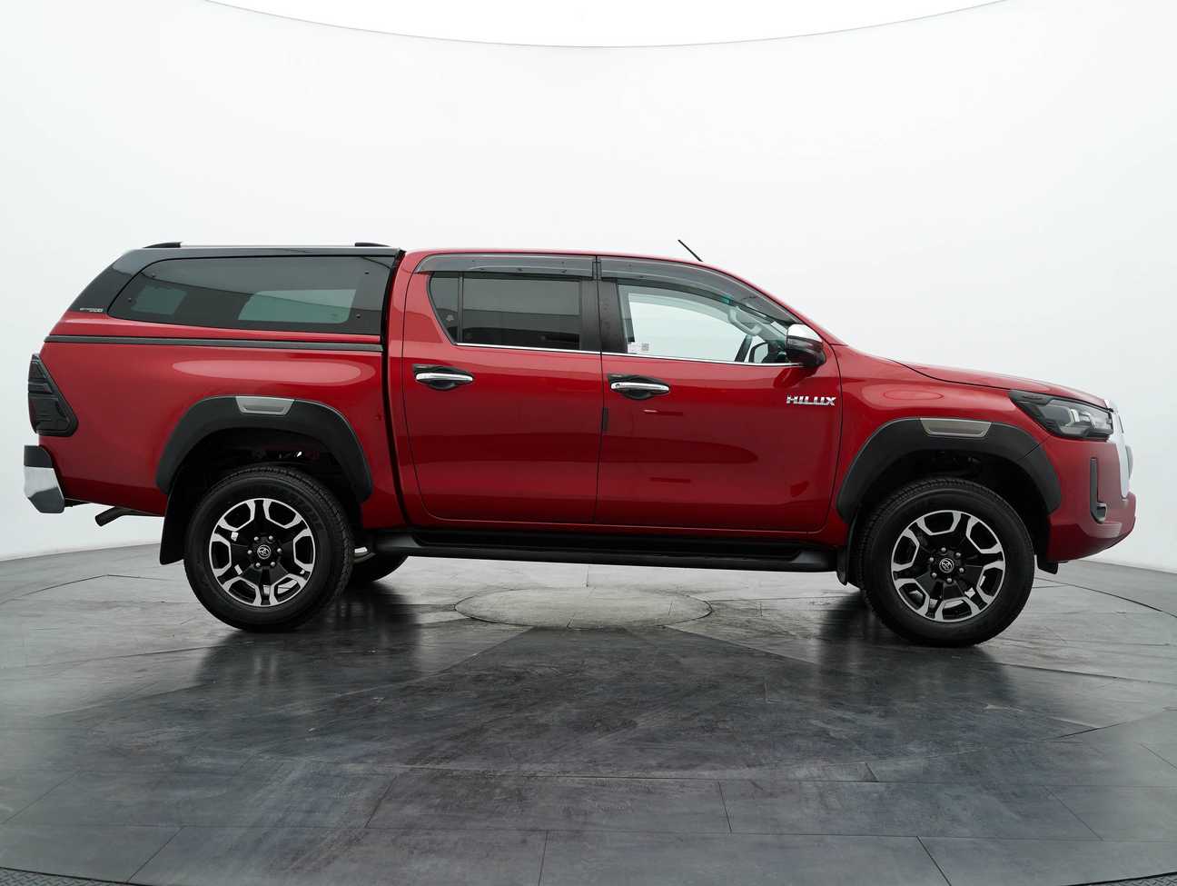 used 2023 Toyota Hilux V Dual Cab 2.4