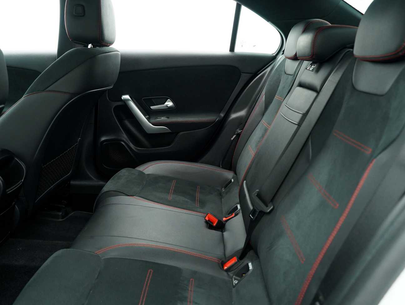 terpakai 2019 Mercedes-Benz A250 AMG Line 2.0