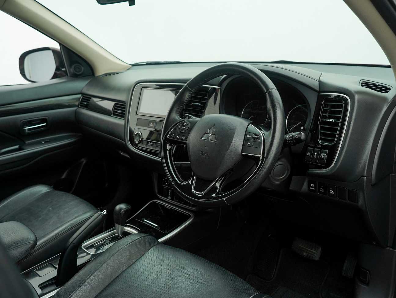 used 2019 Mitsubishi Outlander  2.0