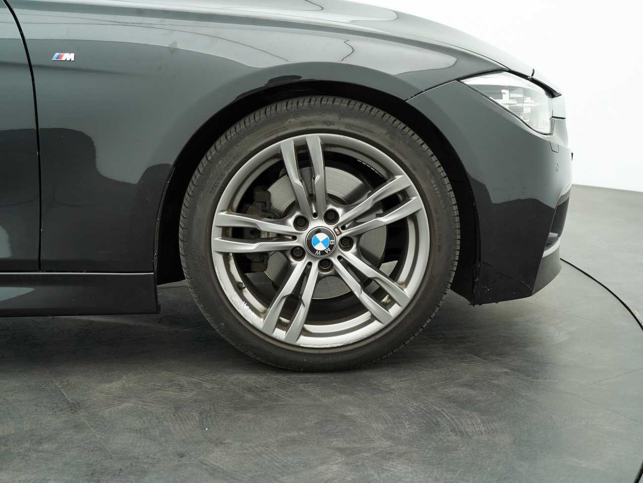 used 2016 BMW 330i M Sport 2.0