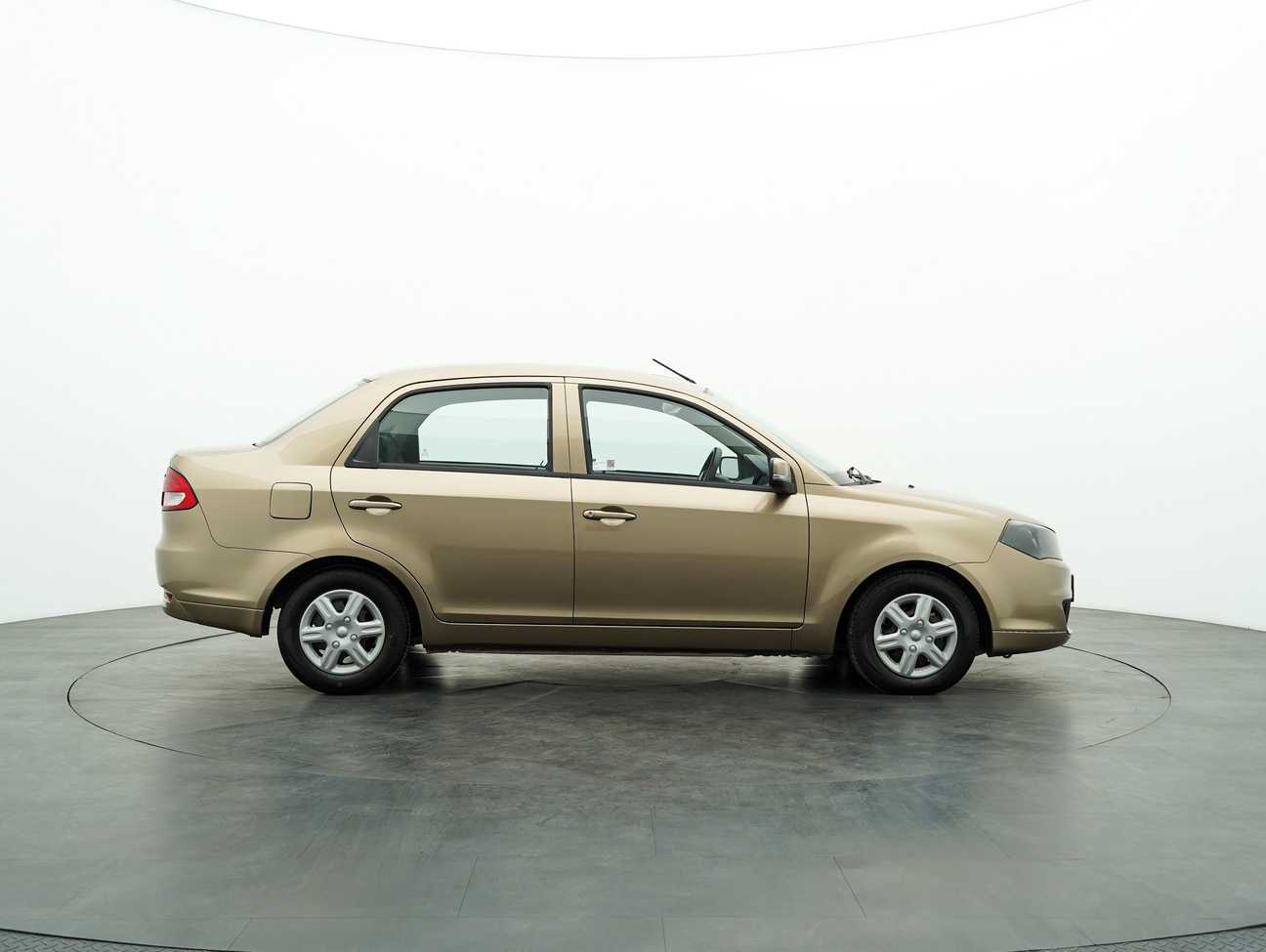 used 2014 Proton Saga SV 1.3