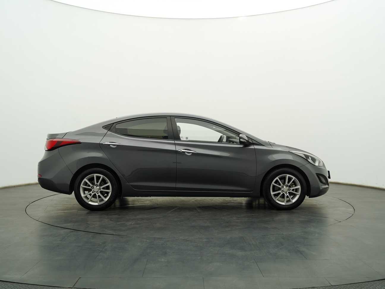 terpakai 2015 Hyundai Elantra Premium 1.6