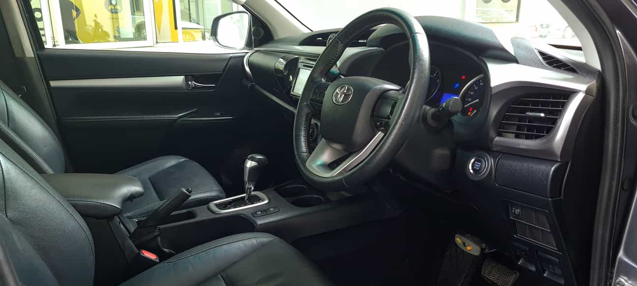 used 2016 Toyota HILUX DOUBLE CAB G 4X4 2.4