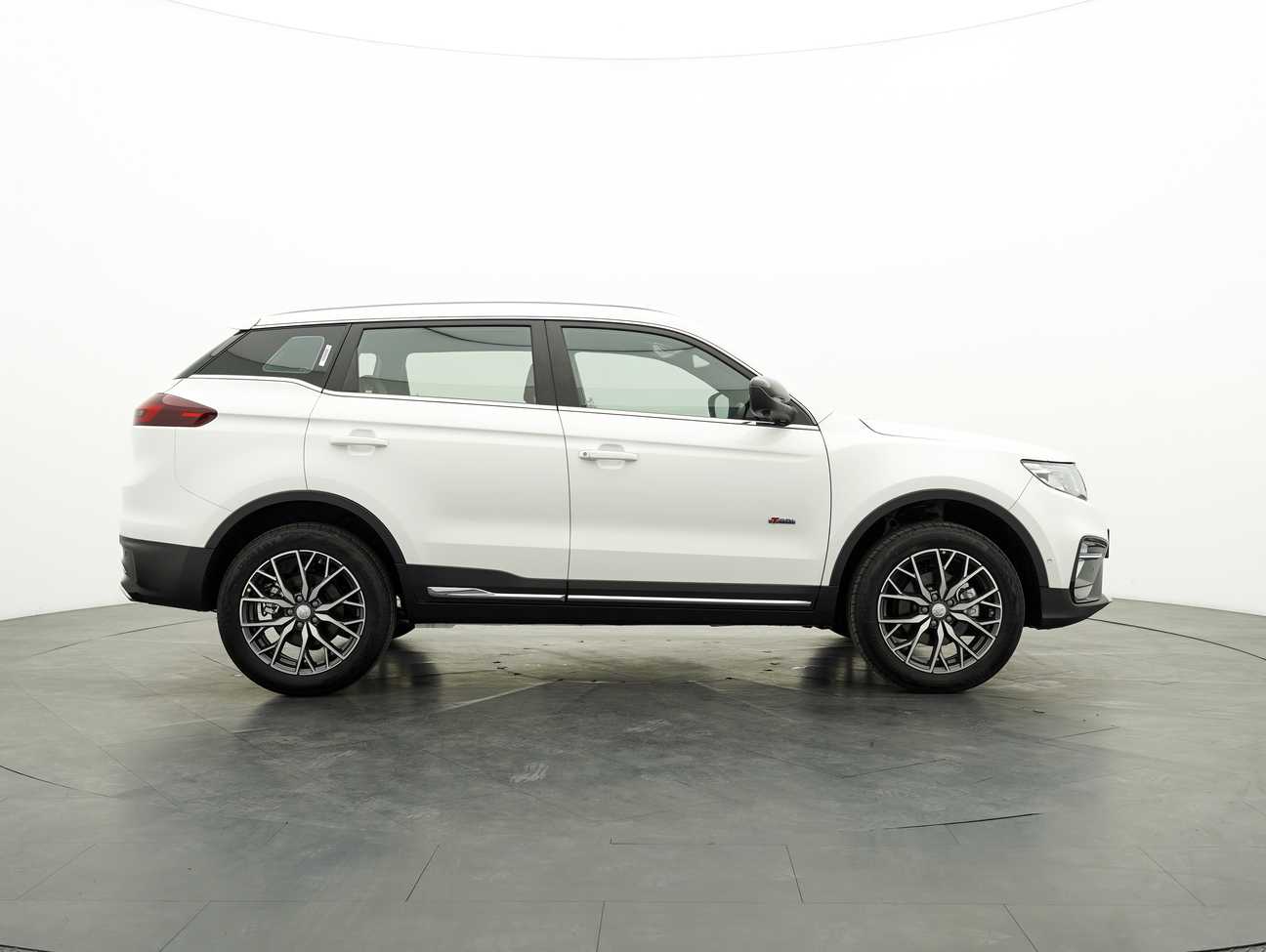 used 2023 Proton X70 Premium 1.8