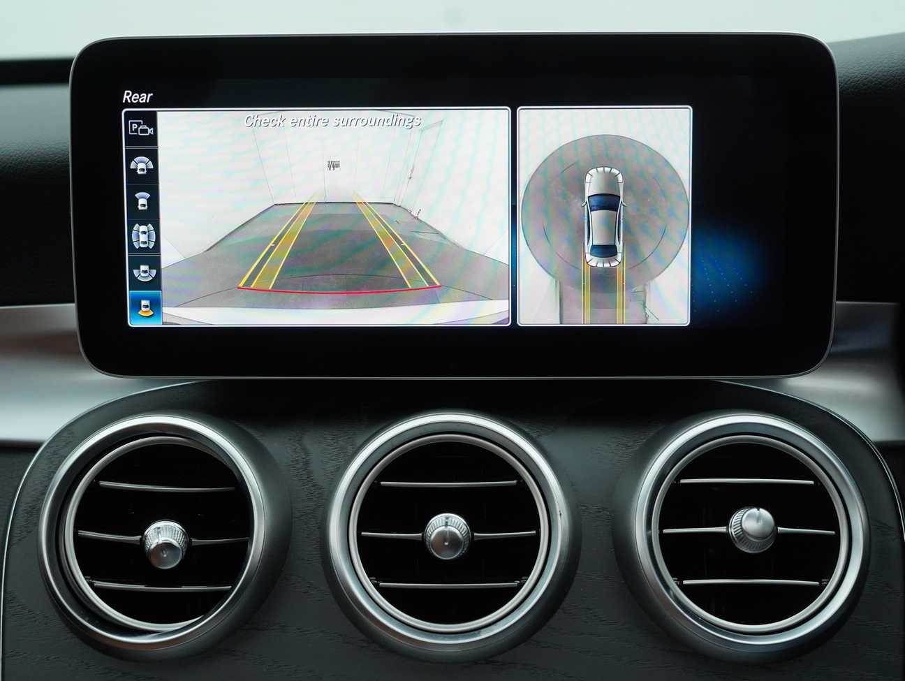 terpakai 2020 Mercedes-Benz C300 AMG Line 2.0