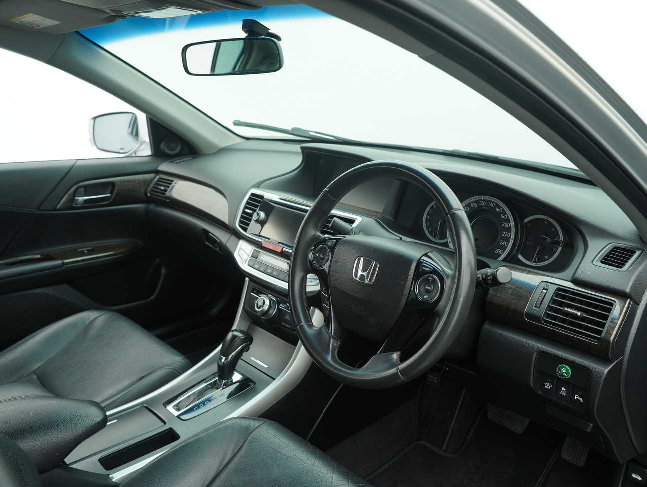 used 2014 Honda Accord VTi-L 2.0