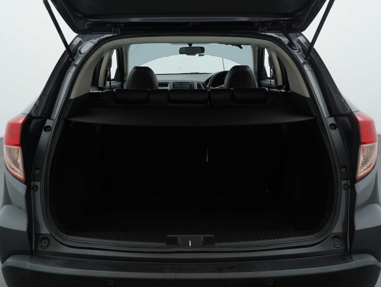 used 2017 Honda HR-V V 1.8