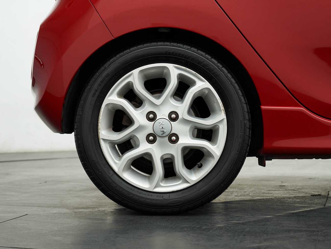 terpakai 2014 Kia Picanto  1.2