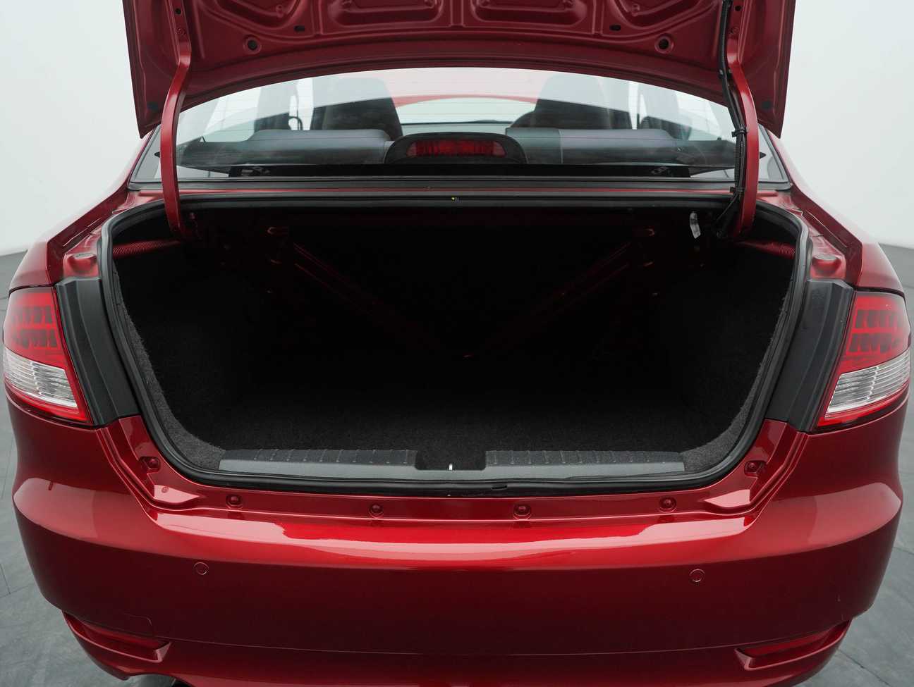 terpakai 2015 Proton Saga SV 1.3