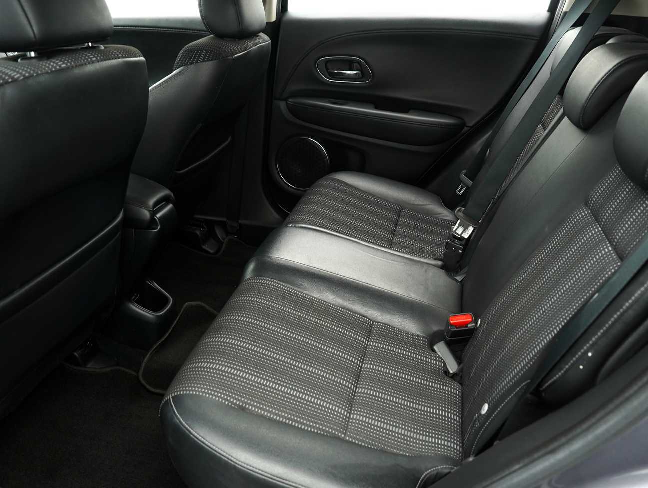 used 2015 Honda HR-V V 1.8