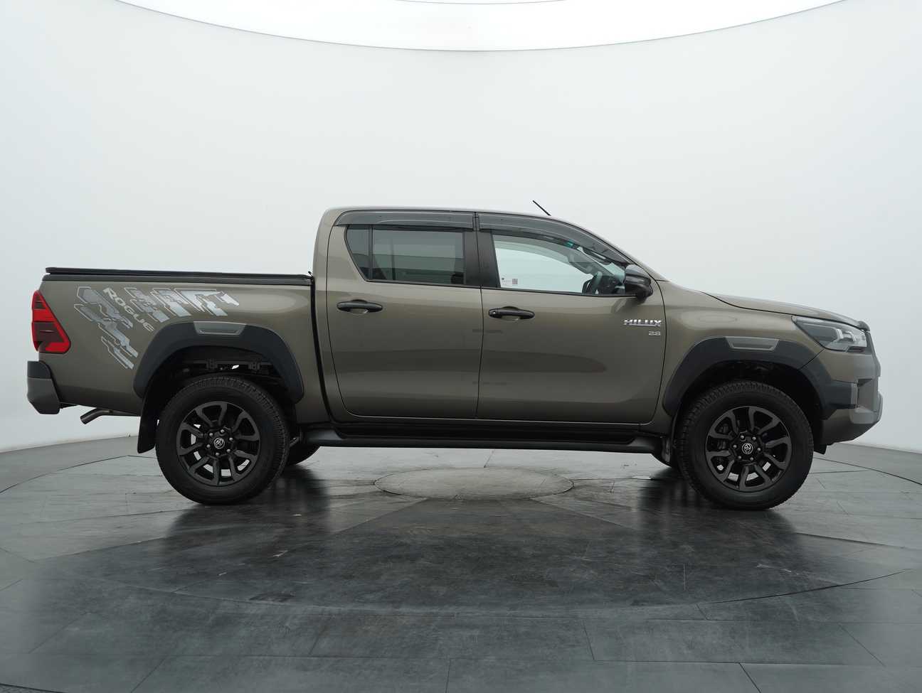 used 2023 Toyota Hilux Rogue Dual Cab 2.8