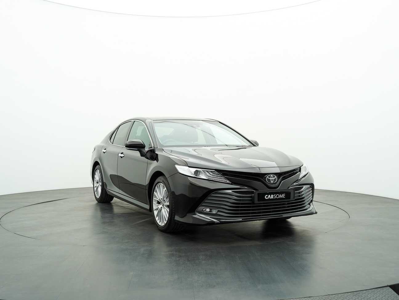 used 2020 Toyota Camry V 2.5