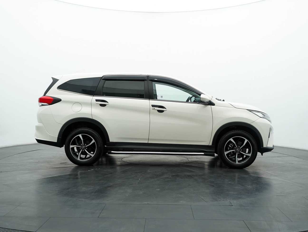 terpakai 2020 Perodua Aruz X 1.5