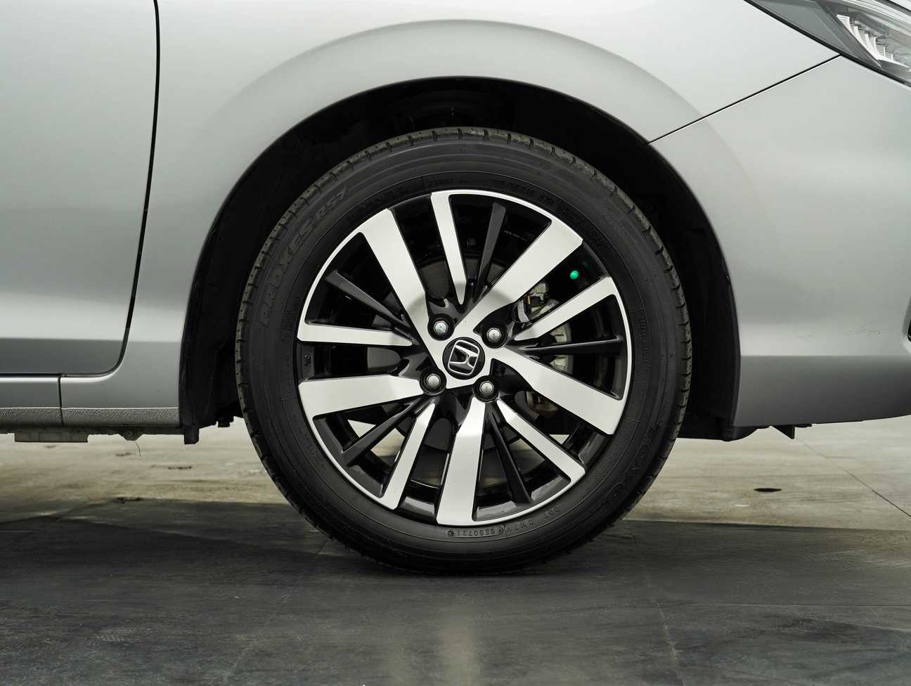 used 2021 Honda City V 1.5