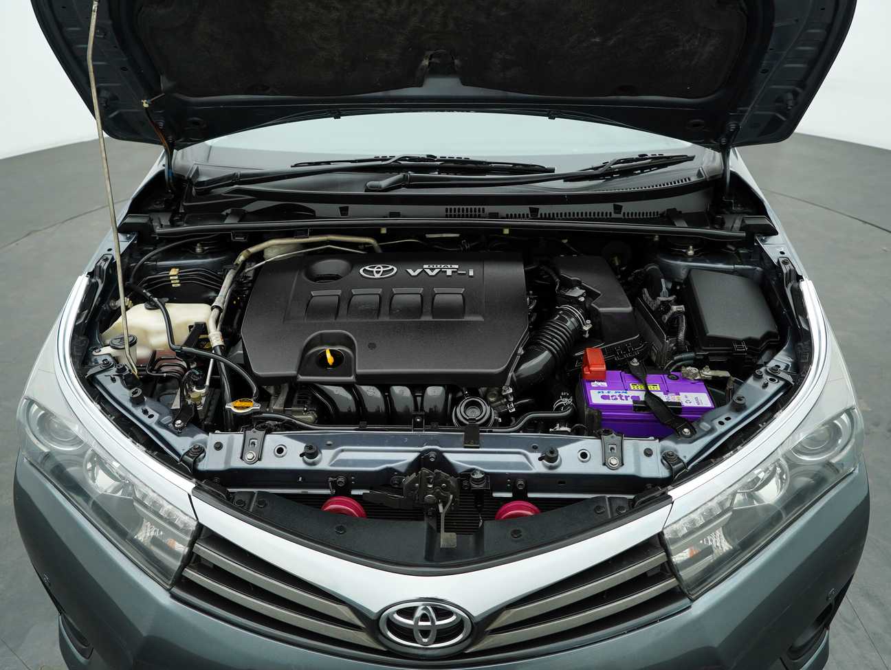 used 2014 Toyota Corolla Altis V 2.0