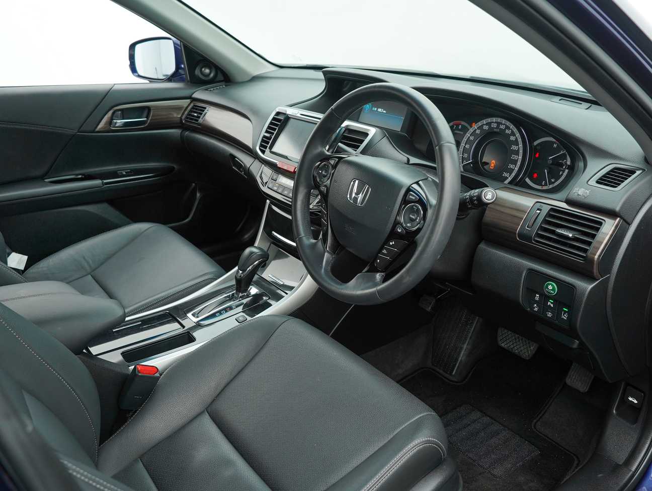 terpakai 2018 Honda ACCORD VTI-L ADVANCE 2.4