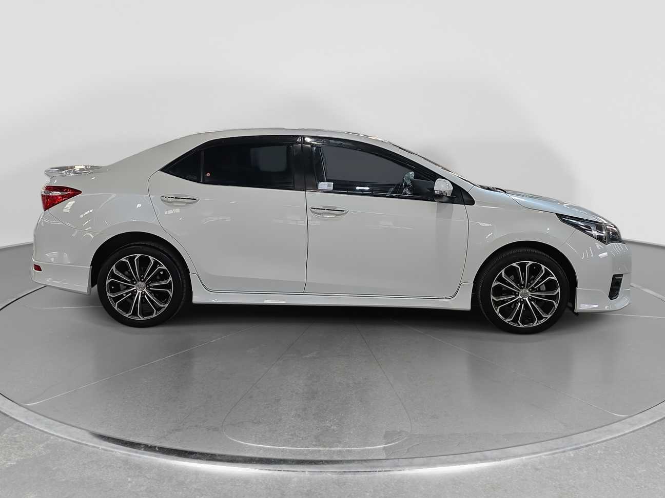 terpakai 2016 Toyota Corolla Altis G 1.8