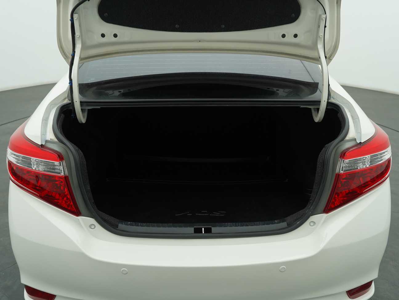 used 2016 Toyota Vios J 1.5