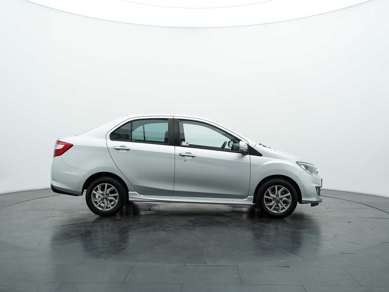 terpakai 2017 Perodua Bezza Advance 1.3