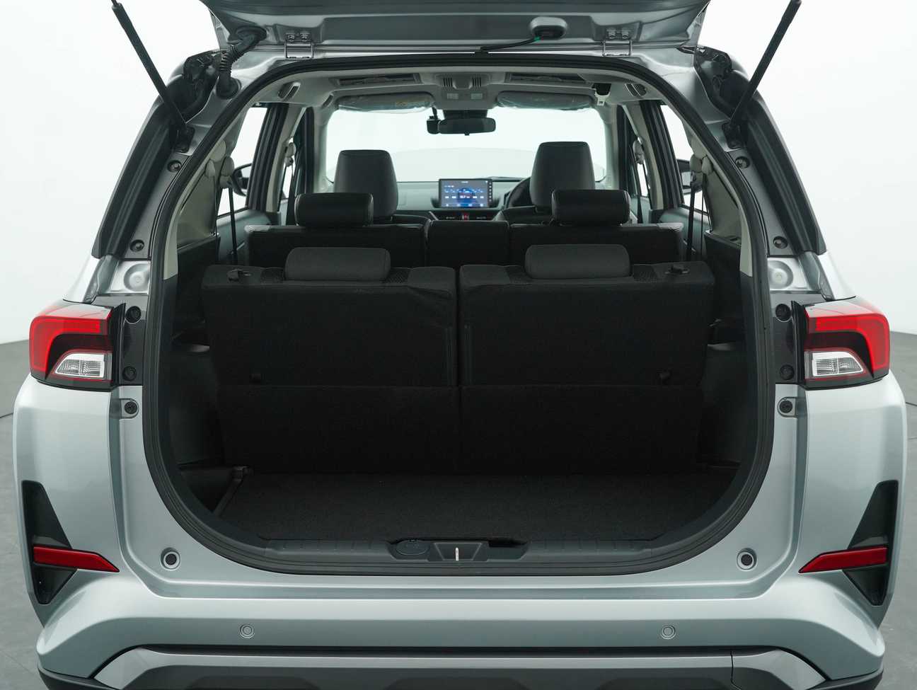 terpakai 2023 Toyota Veloz  1.5