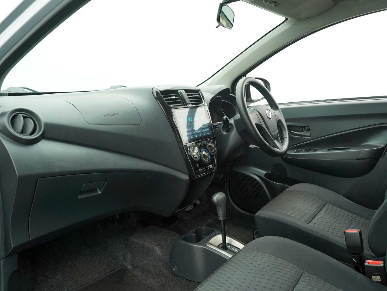 terpakai 2015 Perodua AXIA G 1.0