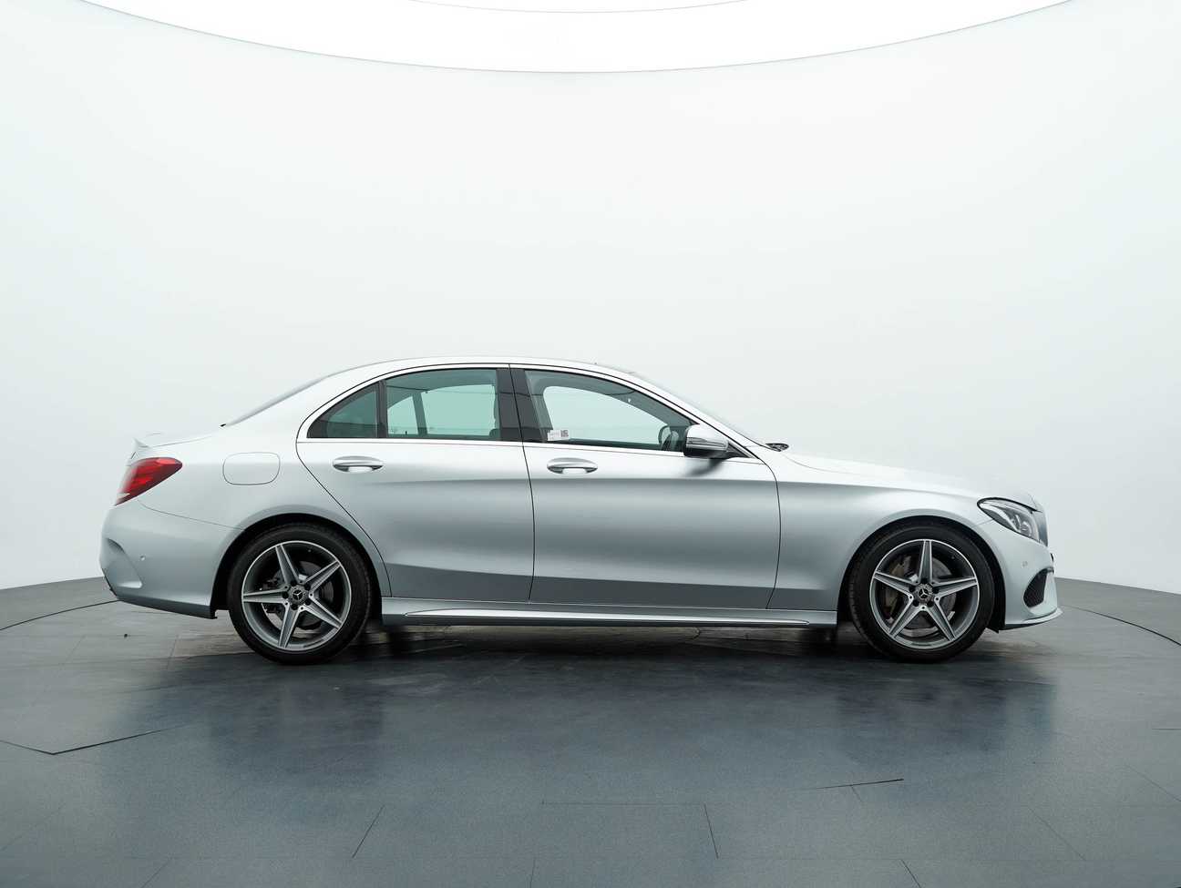 terpakai 2018 Mercedes-Benz C250 AMG Line 2.0