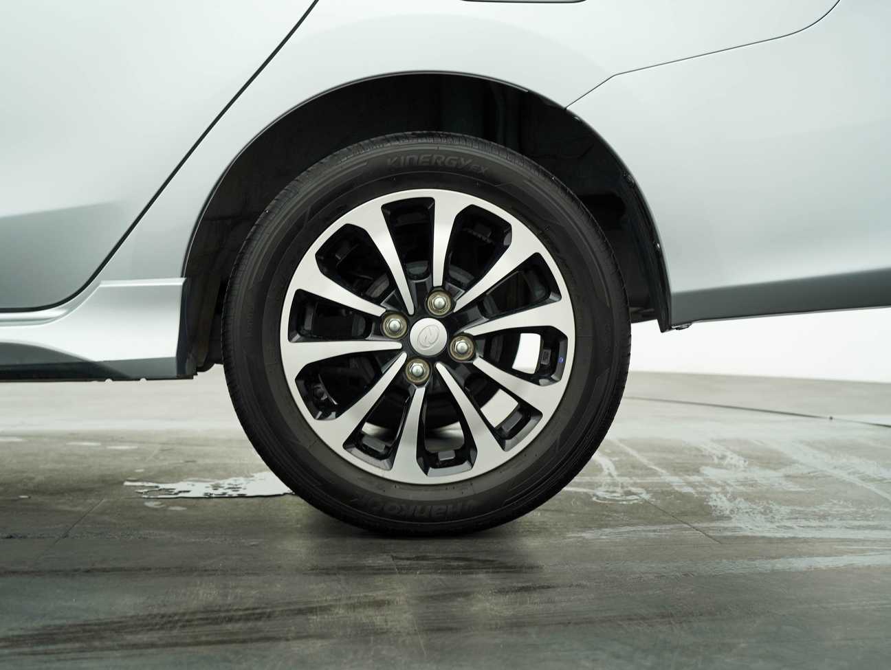 used 2020 Perodua BEZZA X 1.3