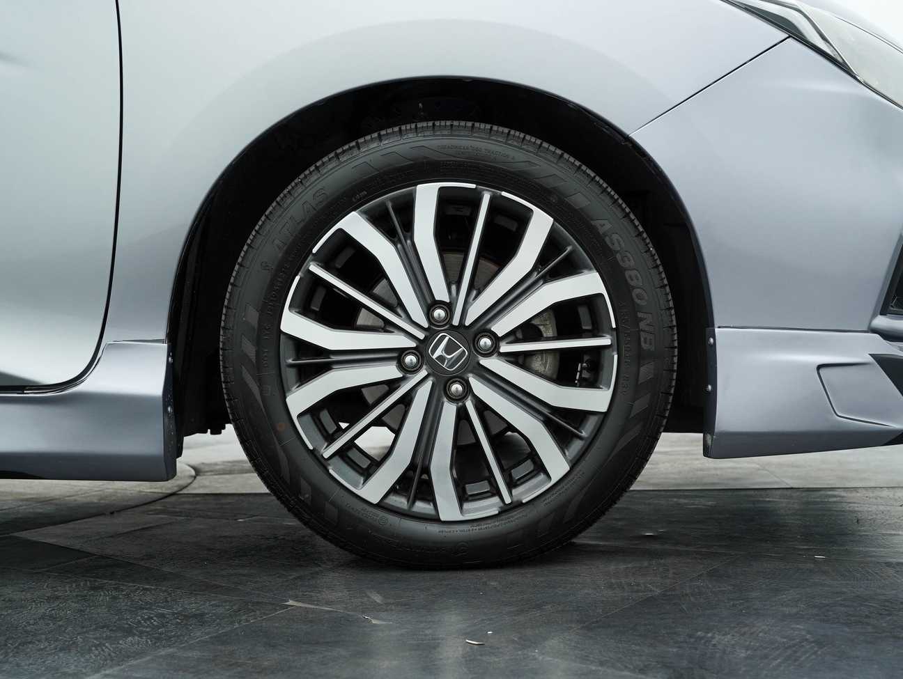 used 2018 Honda City V i-VTEC 1.5