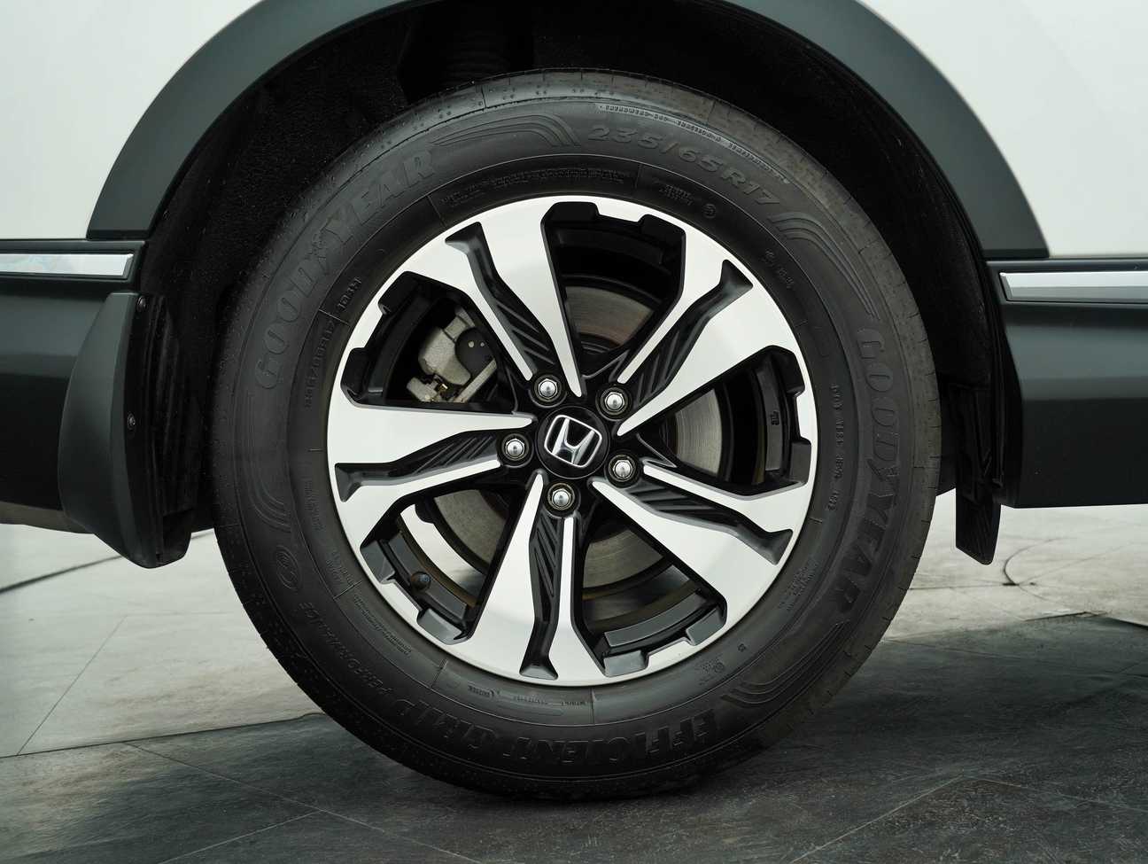 terpakai 2023 Honda CR-V i-VTEC 2.0