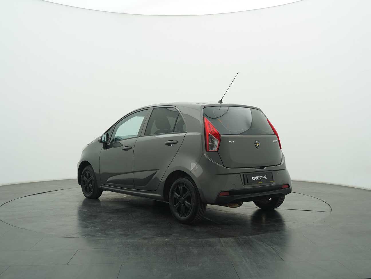 terpakai 2015 Proton Iriz Standard 1.3