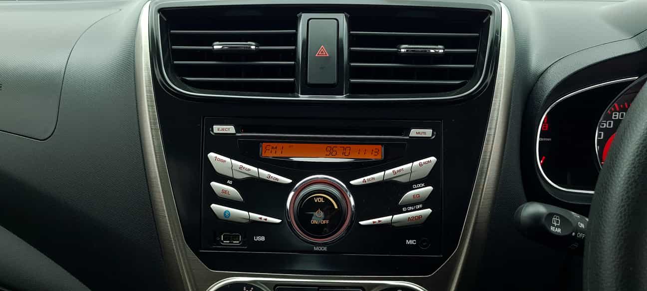 terpakai 2015 Perodua AXIA SE 1.0