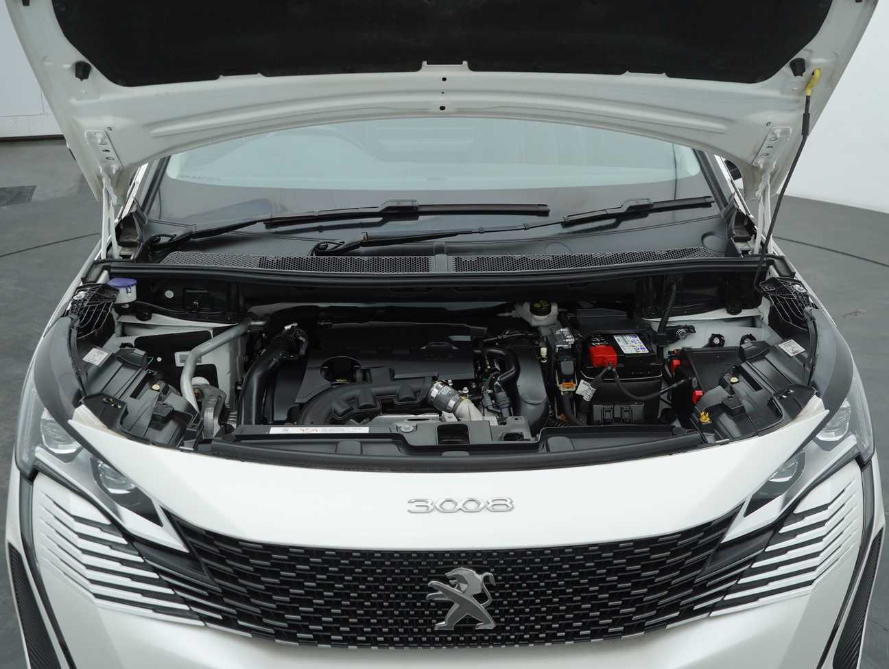 used 2024 Peugeot 3008 THP Allure 1.6
