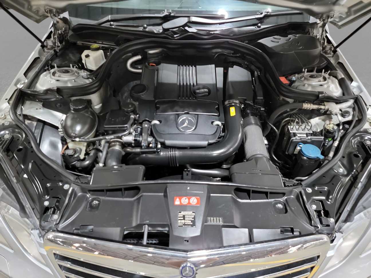 used 2012 Mercedes-Benz E250 Avantgarde CGI 1.8